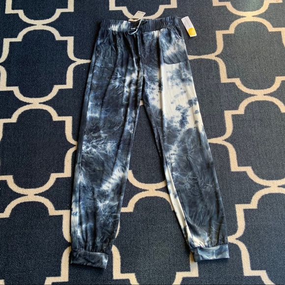 crown of hearts Other - 🍬 stitch fix sweatpants
